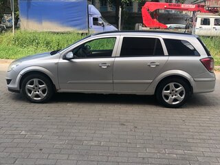 2008 Opel Astra H Рестайлинг, серебристый, 550000 рублей, вид 4