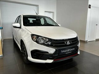 2026 Lada (ВАЗ) Granta Sportline I Рестайлинг, белый, 1409000 рублей, вид 5