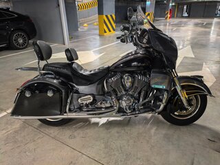 2016 Indian Roadmaster, серебристый, 1450000 рублей, вид 1