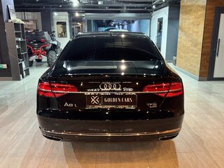 2016 Audi A8 Long III (D4) Рестайлинг, чёрный, 2800000 рублей, вид 4