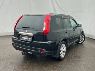 2011 Nissan X-Trail II Рестайлинг, белый, 999000 рублей, вид 4