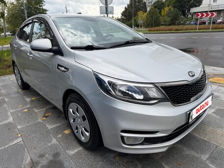2015 Kia Rio 6-speed III, серый, 1045000 рублей, вид 2