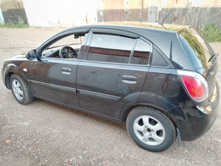 2011 Kia Rio II Рестайлинг, чёрный, 520000 рублей, вид 3