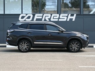 2022 Chery Tiggo 8 Pro e+, чёрный, 2399000 рублей, вид 5