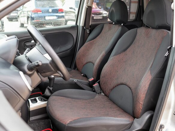 2011 Nissan Note I Рестайлинг, серебристый, 799000 рублей - вид 11