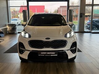 2019 Kia Sportage IV Рестайлинг, белый, 1995000 рублей, вид 2