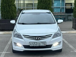 2016 Hyundai Solaris I Рестайлинг, белый, 850000 рублей, вид 2