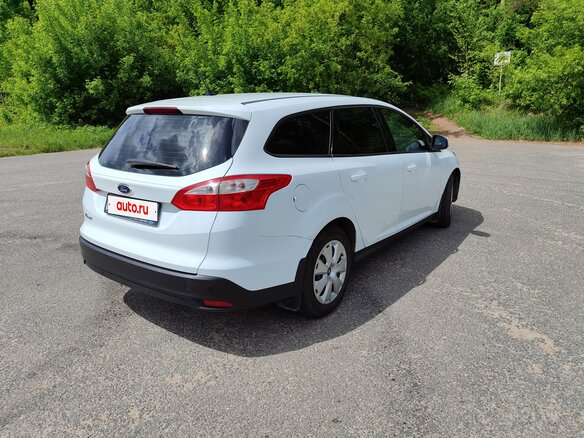 2013 Ford Focus III, белый - вид 5