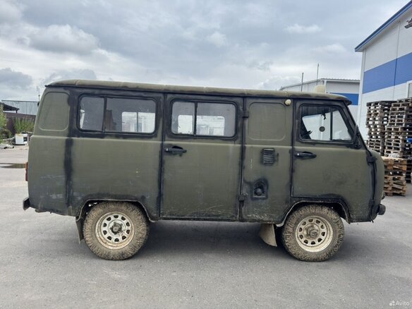 1999 УАЗ 3962, зелёный, 320000 рублей - вид 1