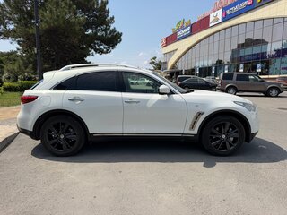 2012 Infiniti FX37 II (S51) Рестайлинг, белый, 2300000 рублей, вид 4