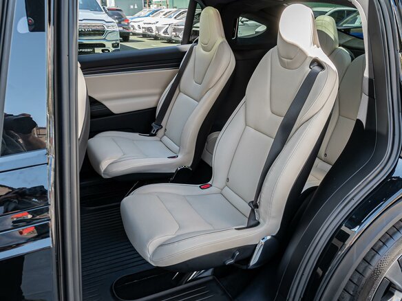 2024 Tesla Model X Plaid I Рестайлинг, чёрный, 12419000 рублей - вид 13