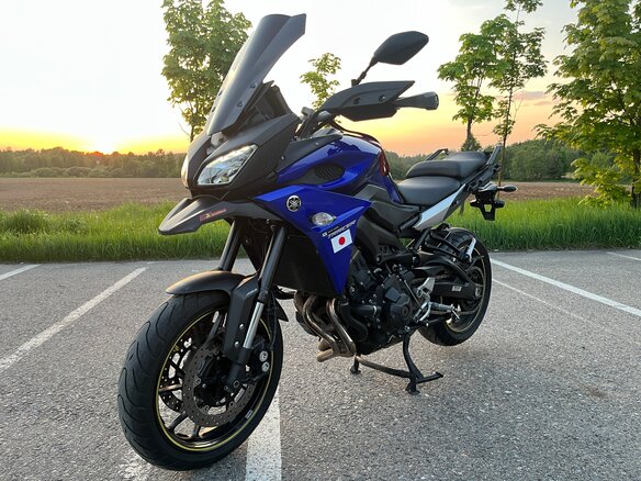 2017 Yamaha MT-09 Tracer (FJ-09), синий, 720000 рублей - вид 2
