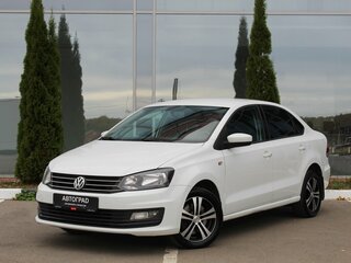 2017 Volkswagen Polo V Рестайлинг, белый, 1030000 рублей, вид 1