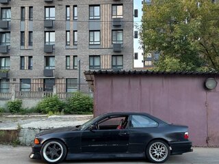 1993 BMW 3 серии 318i III (E36), чёрный, 650000 рублей, вид 3