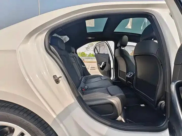 2023 Mercedes-Benz A-Класс 180 Long IV (W177) Рестайлинг, белый, 1750000 рублей - вид 18