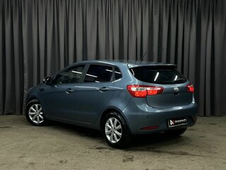 2014 Kia Rio 5-speed III, серый, 899888 рублей, вид 3