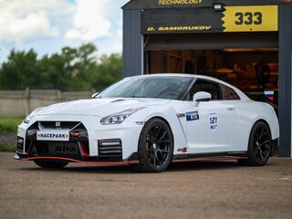 2013 Nissan GT-R I Рестайлинг 2, серебристый, 12500000 рублей, вид 2