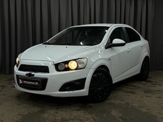2012 Chevrolet Aveo II, белый, 519999 рублей, вид 1