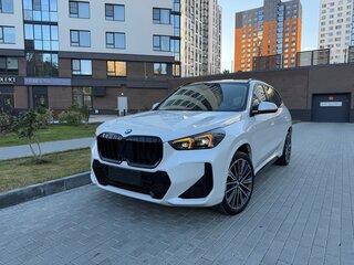 2026 BMW X1 Long 25Li xDrive III (U11/U12), белый, 5690000 рублей, вид 1