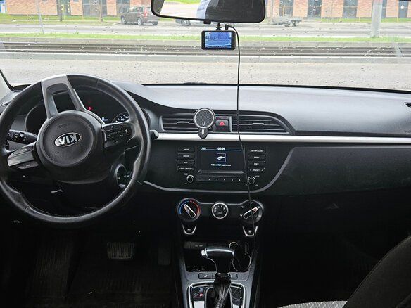 2018 Kia Rio X-Line IV, белый, 1190000 рублей - вид 5