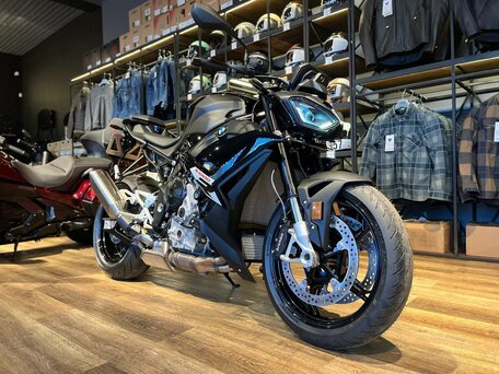 2025 BMW S 1000 R, чёрный, 2049000 рублей, вид 1