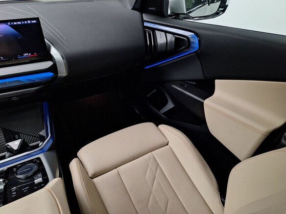 2025 BMW X3 20d xDrive IV (G45/G48), белый - вид 8