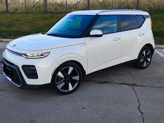 2020 Kia Soul III, белый, 1800000 рублей, вид 1
