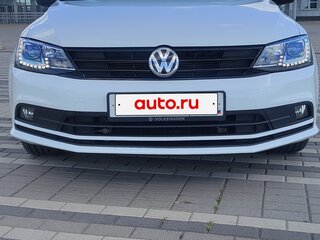 2017 Volkswagen Jetta VI Рестайлинг, белый, 2000000 рублей, вид 2