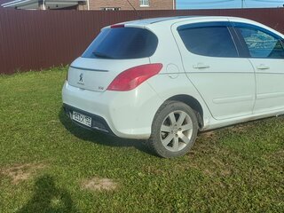 2011 Peugeot 308 I Рестайлинг, белый, 315000 рублей, вид 4