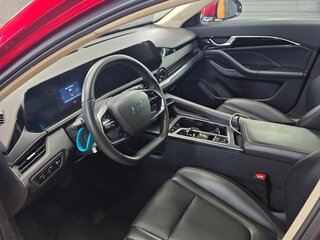 2024 FAW Bestune B70 I Рестайлинг, красный, 2100000 рублей, вид 4