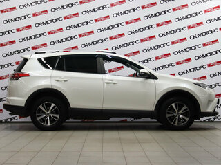 2017 Toyota RAV4 IV (XA40) Рестайлинг, белый, 2295950 рублей, вид 3