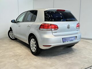 2012 Volkswagen Golf VI, серебристый, 860000 рублей, вид 3