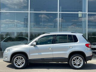 2009 Volkswagen Tiguan I, серебристый, 844000 рублей, вид 3