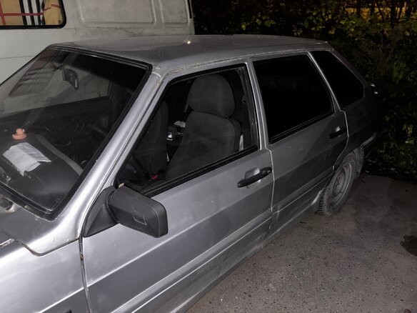 2005 Lada (ВАЗ) 2114, серебристый, 130000 рублей - вид 1