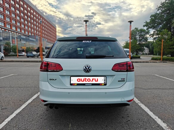 2014 Volkswagen Golf VII, белый, 1370000 рублей - вид 4
