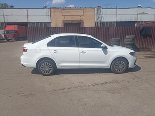 2021 Volkswagen Polo VI, белый, 999999 рублей, вид 2