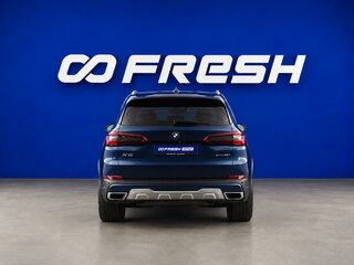 2019 BMW X5 40i IV (G05/G18), синий, 4937800 рублей, вид 4