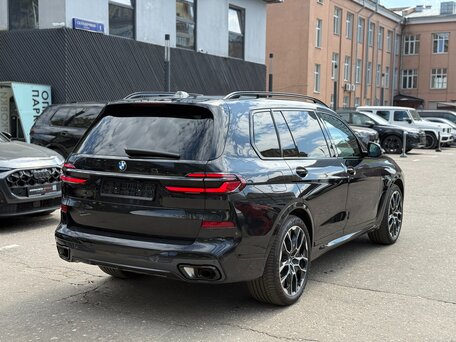 2025 BMW X7 40d I (G07) Рестайлинг, чёрный, 12290000 рублей, вид 4
