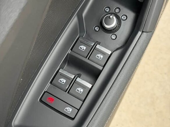 2023 Audi A3 Sportback 35 TFSI IV (8Y), серый, 1850100 рублей - вид 17