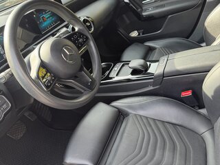2018 Mercedes-Benz A-Класс 200 IV (W177), серебристый, 2200000 рублей, вид 5