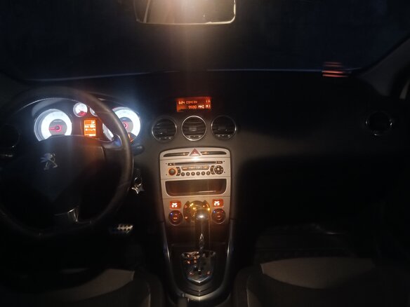 2011 Peugeot 308 I Рестайлинг, белый - вид 6