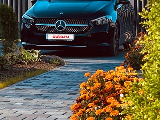 2021 Mercedes-Benz B-Класс 180 III (W247), чёрный, 2360000 рублей, вид 1