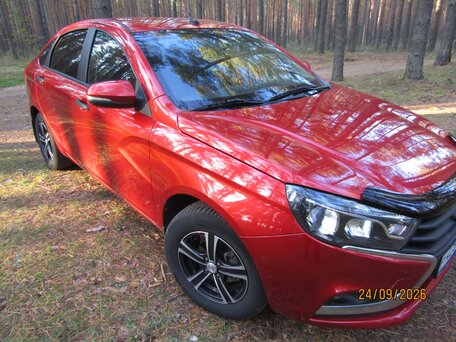 2017 Lada (ВАЗ) Vesta I, красный, 800000 рублей, вид 1