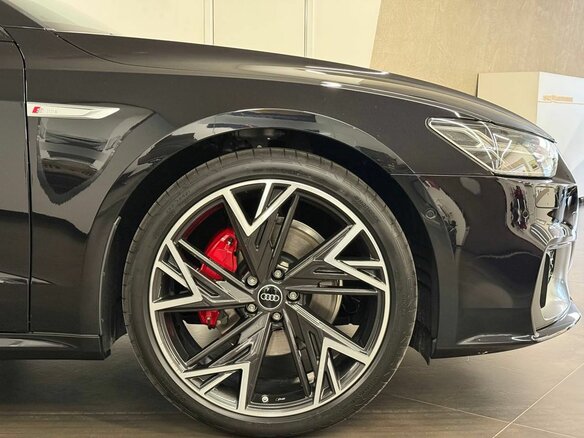 2026 Audi A7 L 45 TFSI II (4K), чёрный, 7098000 рублей - вид 12