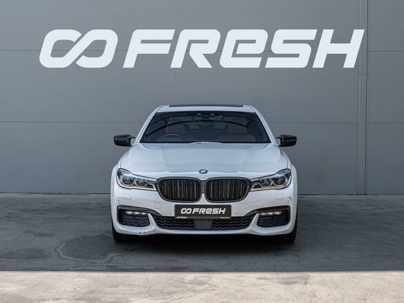 2017 BMW 7 серии 740e VI (G11/G12), белый - вид 2