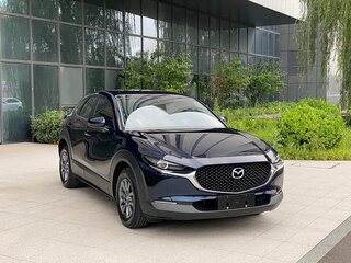 2024 Mazda CX-30 I, чёрный, 2080108 рублей, вид 3