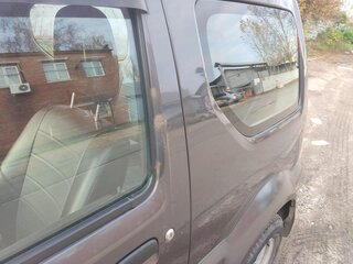 2012 Suzuki Jimny III Рестайлинг 1, серый, 900000 рублей, вид 3