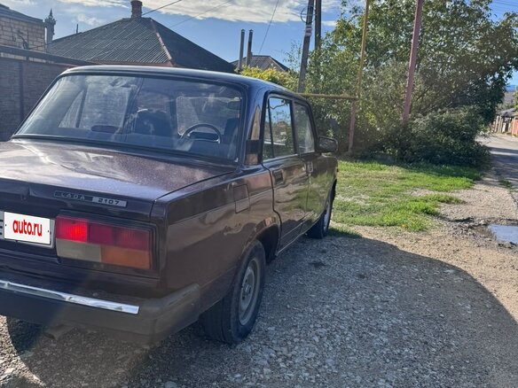 2006 Lada (ВАЗ) 2107, пурпурный, 75000 рублей - вид 4