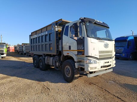 2023 FAW J6 CA3250, белый, 3010500 рублей, вид 2