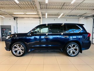 2017 Lexus LX 570 III Рестайлинг 2, синий, 8899900 рублей, вид 3